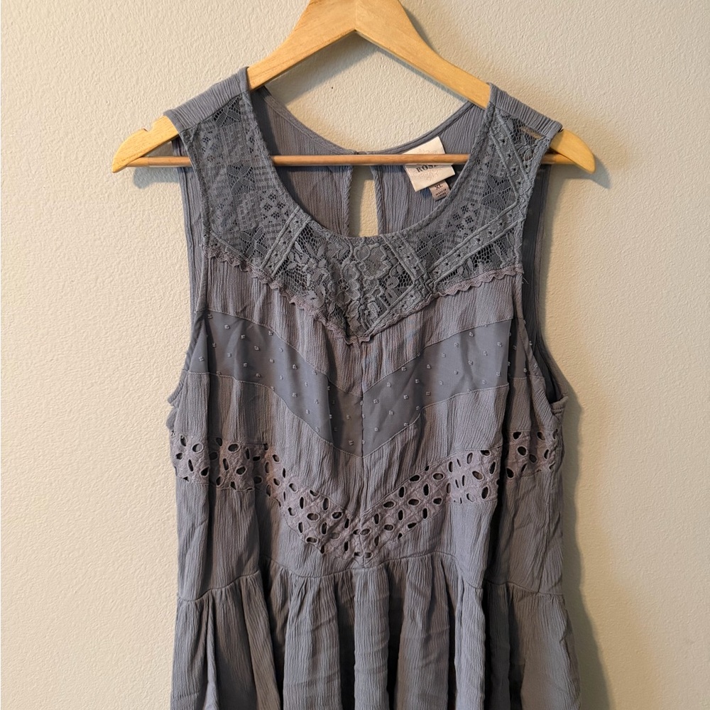 Knox Rose Blue Textured Top